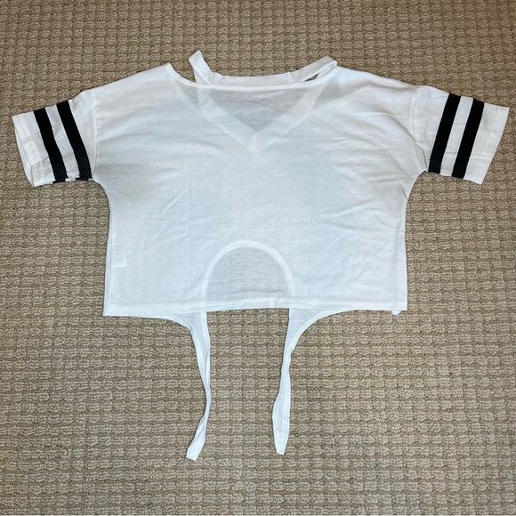 EUC Taylor Swift Rep Tee - Picture 2 of 4